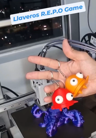 Llavero R.E.P.O Game Repo