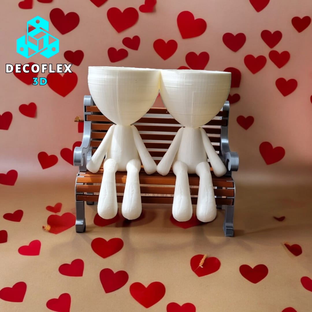 Maceta Decorativa DecoFlexito Enamorados en Banco