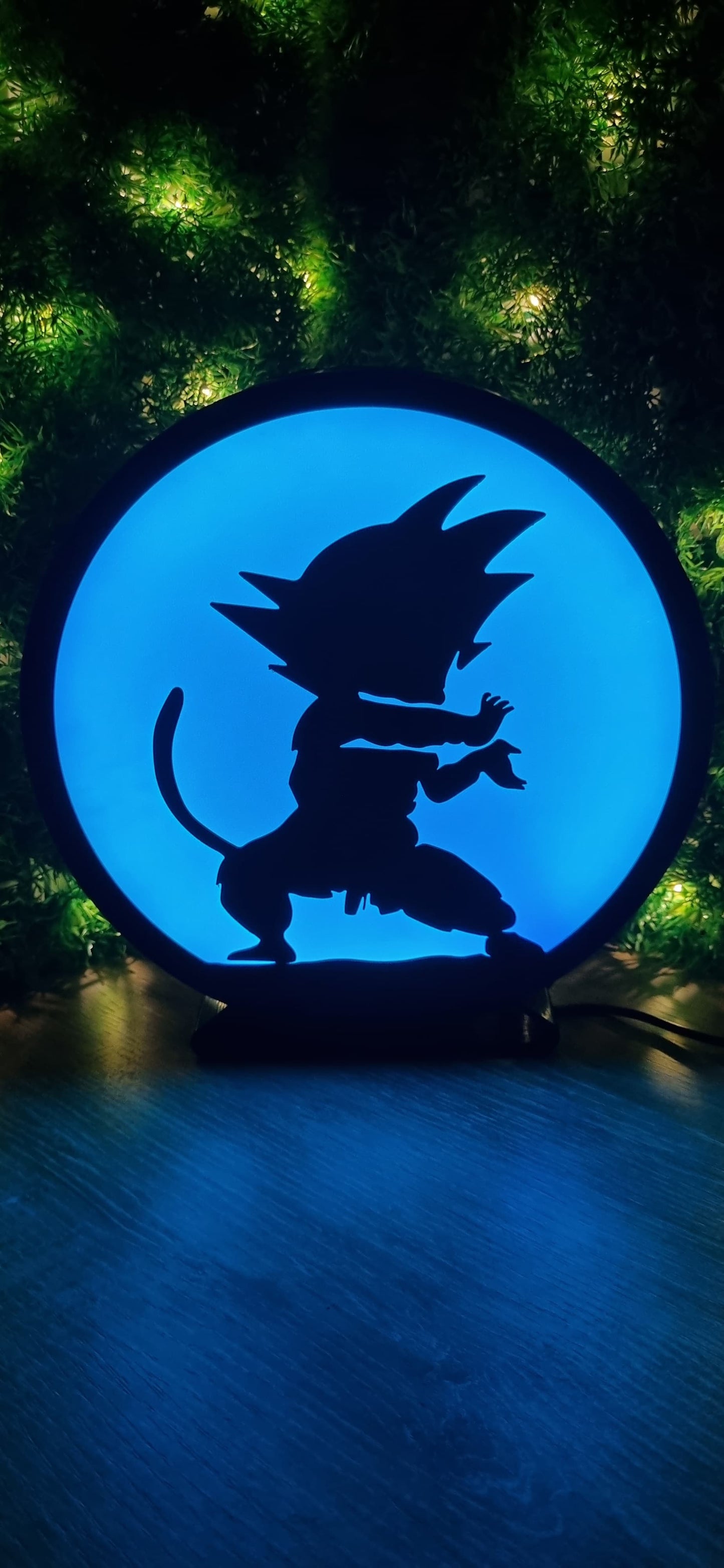 Caja de Luz Goku
