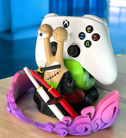 Soporte Mando Xbox PS4 PS5 Caracol Zoro (One Piece)
