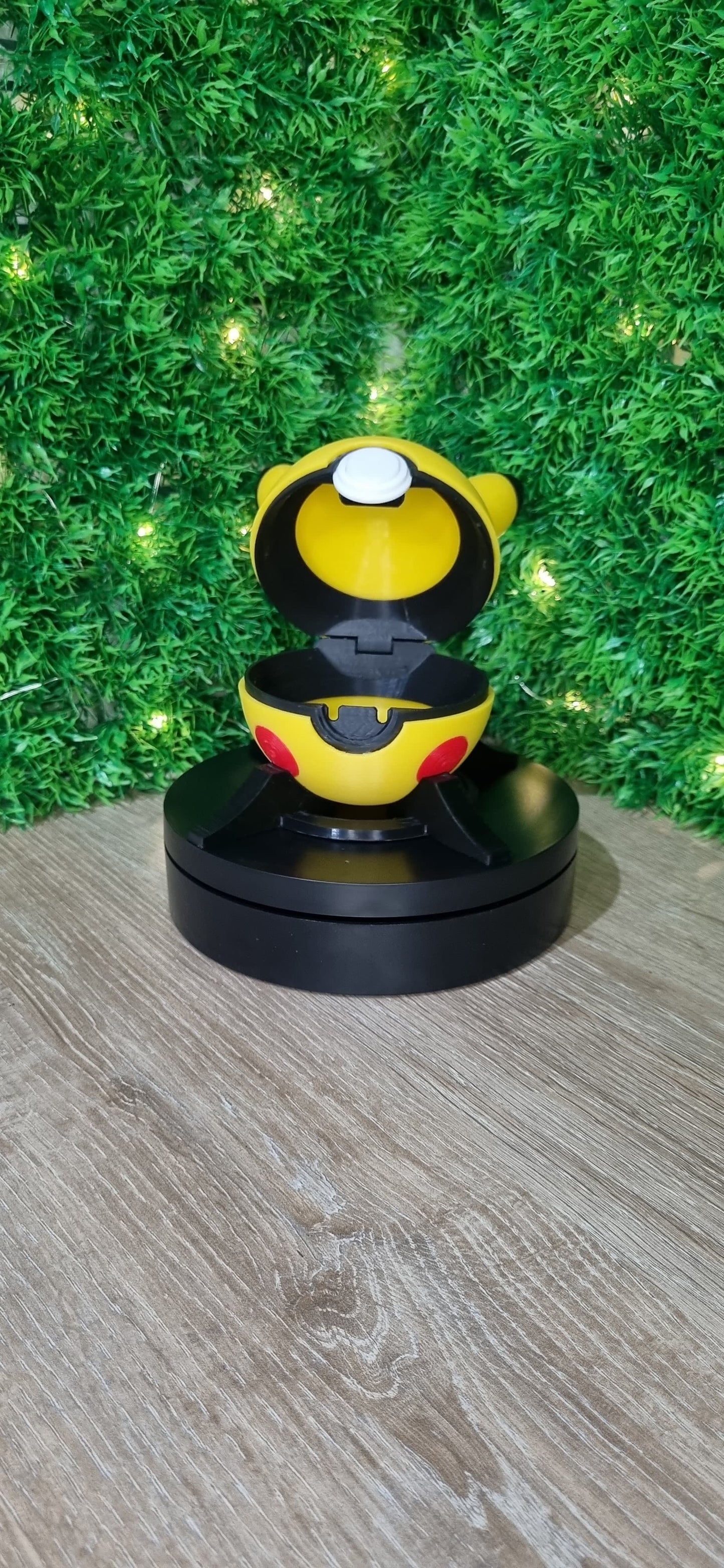 Pokebola Pikachu