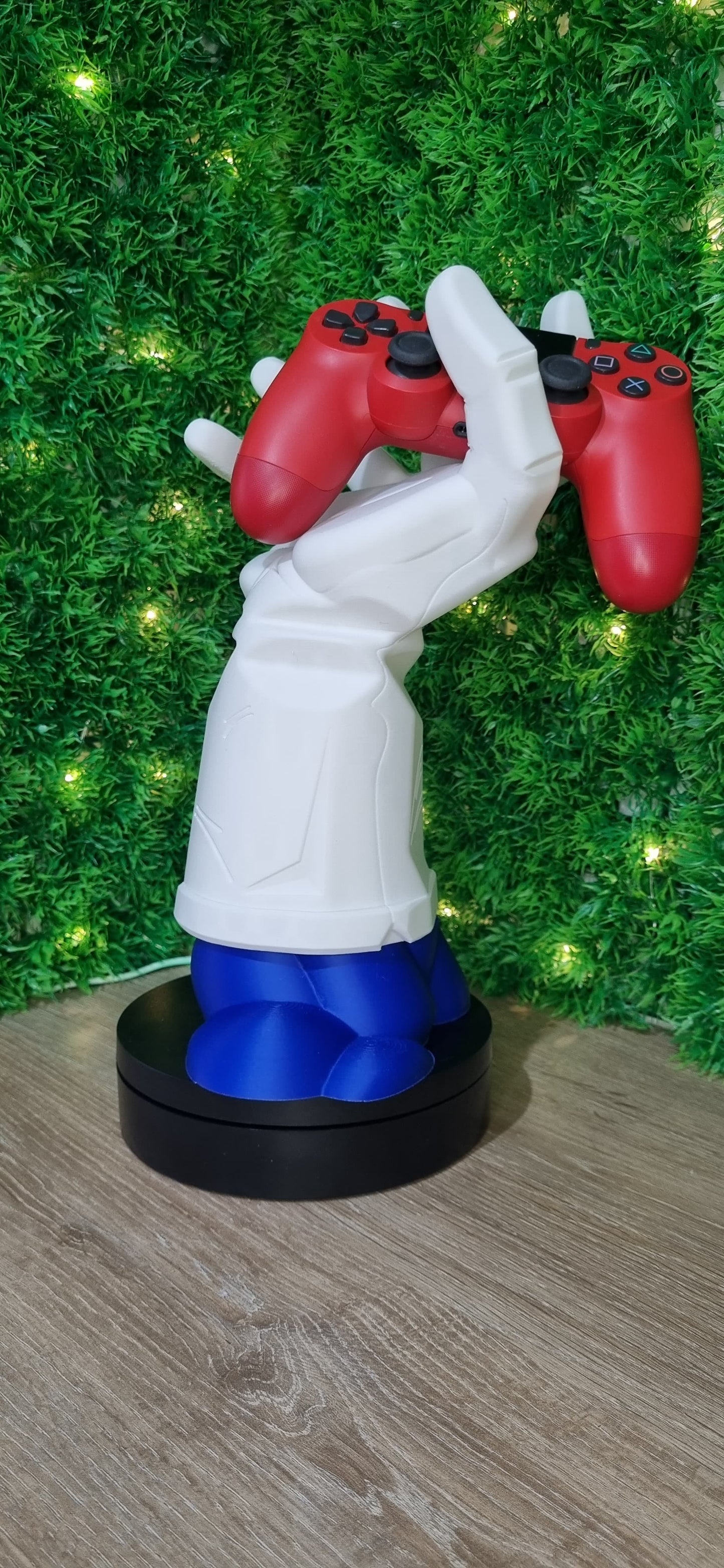 Soporte Mando Xbox PS4 PS5 Mano Vegetta Dragon Ball